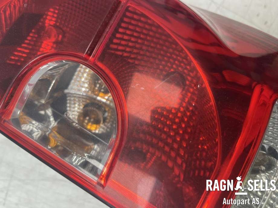 Baklykt høyre til Mitsubishi Colt 2009-2013 (Type VII, Fase 2) (8330A696|)