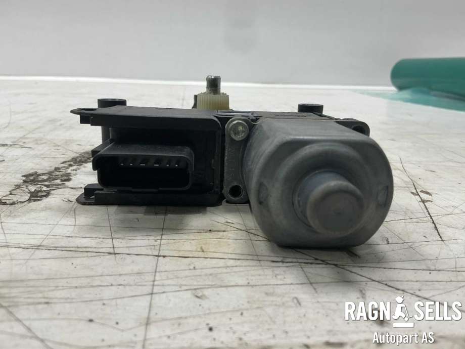 Ruteheis, kun motor, venstre foran til Peugeot 2008 2013-2019 (Type I)  (98 060 881 80|98 060 818 80|)