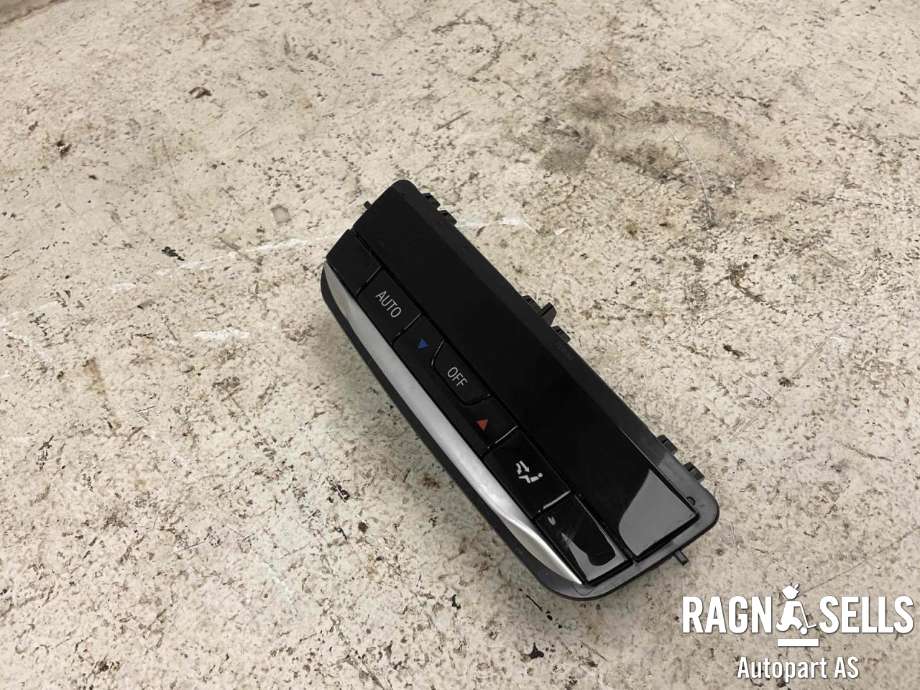 Varmeapparat betjening bak til BMW i4 2021-->> (G26) (G26) (61 31 5 A3B BF4|)