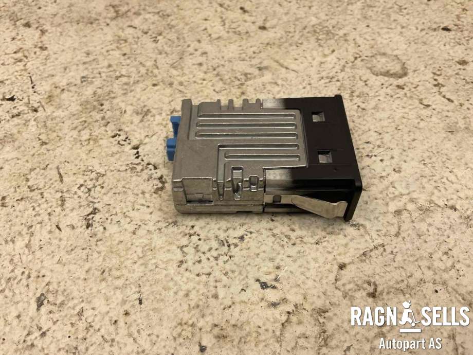 Diverse deler til BMW i4 2021-->> (G26) (G26) (84 10 5 A84 160|)
