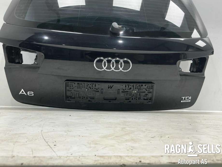 Bakluke stasjonsvogn til Audi A6 2011-2014 (Type IV, Fase 1) (C7) (C7) (4G9 827 025 B|)