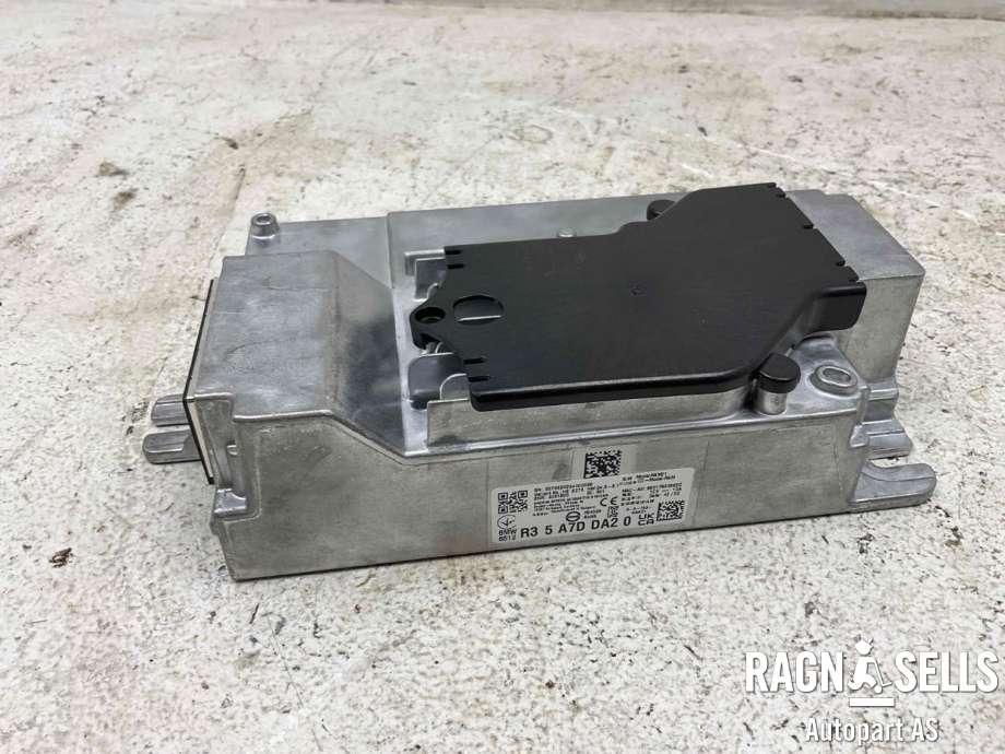 Bilstereo forsterker til BMW i4 2021-->> (G26) (G26) (65 12 5 A86 490|5A7DDA2|)