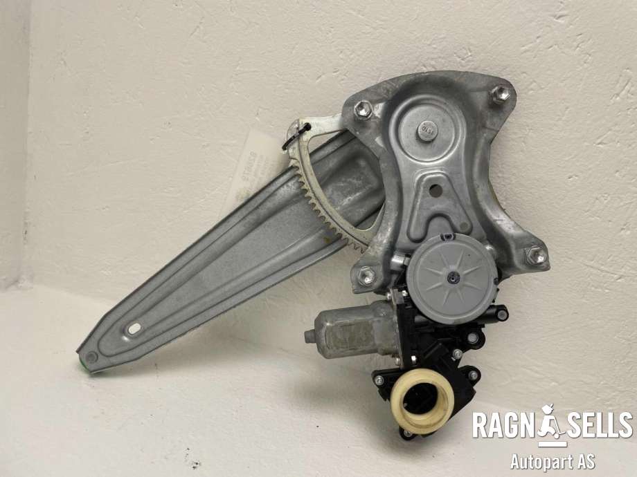 Ruteheis venstre bak til Toyota Auris 2010-2012 (Type I, Fase 2) (6984002390|85701-02010|961920-100)