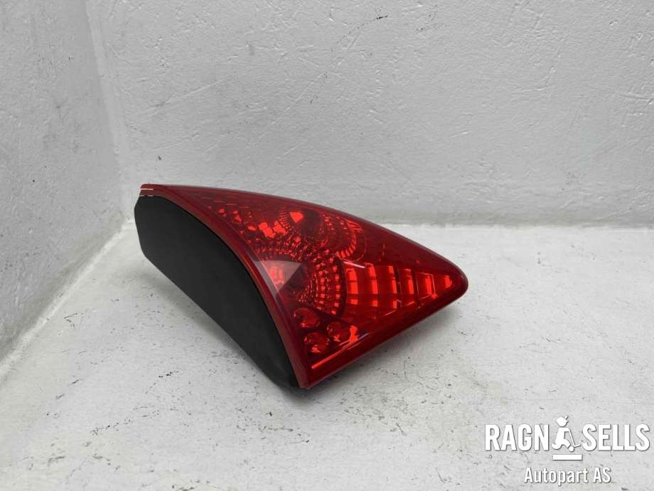 Baklykt venstre indre til Peugeot 3008 2009-2016 (Type I)  (6350 HE|)