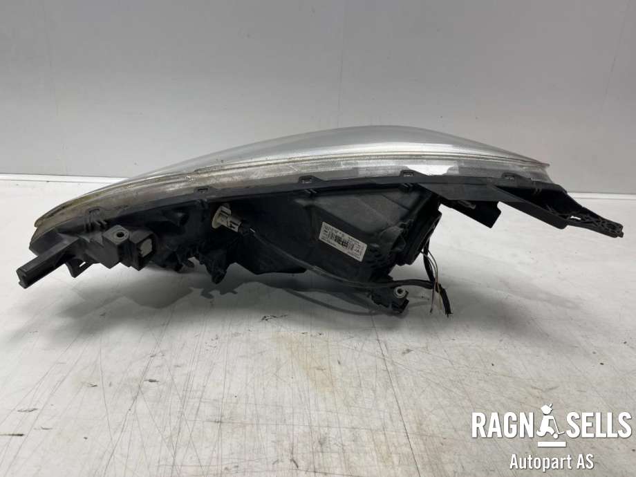 Frontlykt høyre halogen til Nissan Note 2013-2017 (Type II) (260103VV0A|)