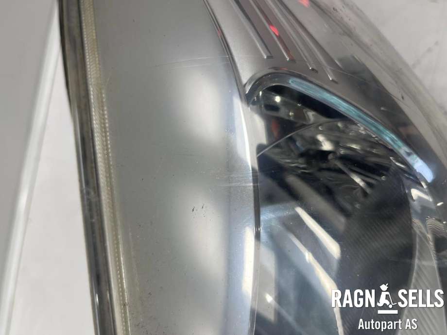 Frontlykt venstre halogen til Nissan Note 2013-2017 (Type II) (260603VV0A|)