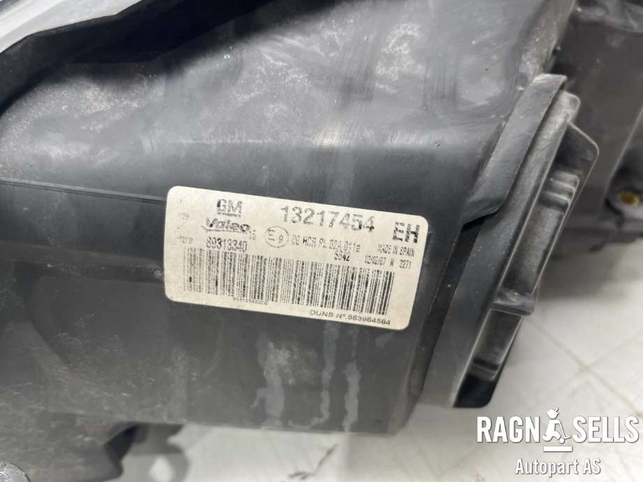 Frontlykt høyre halogen til Opel Corsa D 2006-2014  (VALEO|1216200|13217454|93189362)