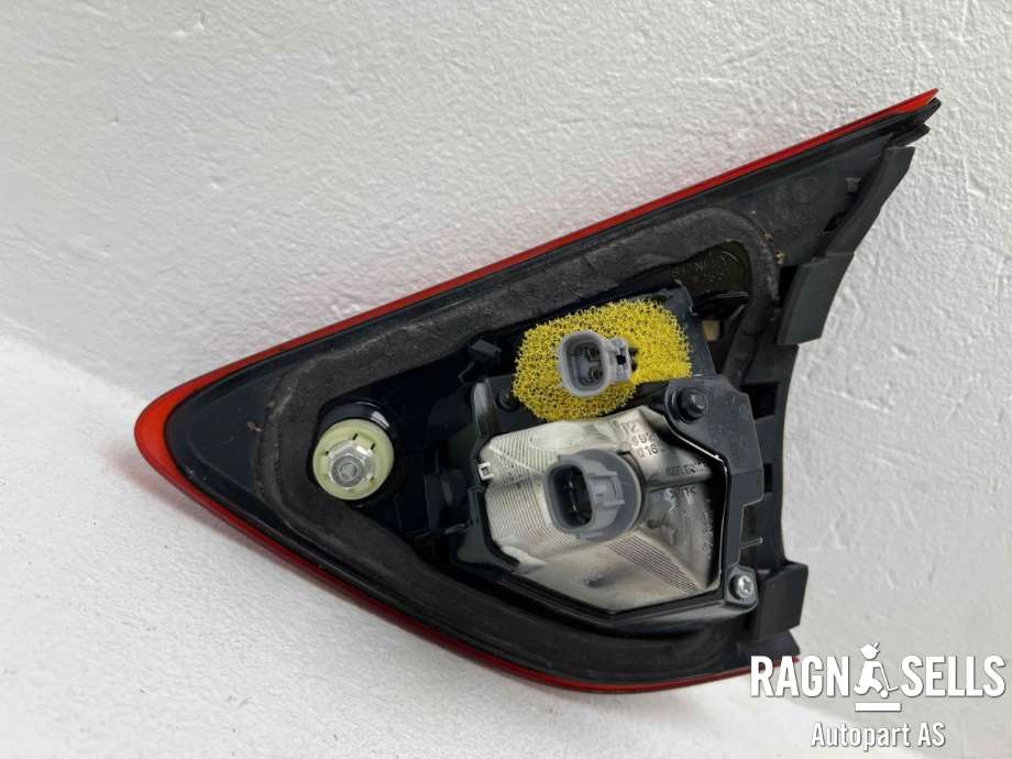 Baklykt venstre indre til Mazda CX-5 2012-2017 (Type I)  (KA0G-51-3F0C|)
