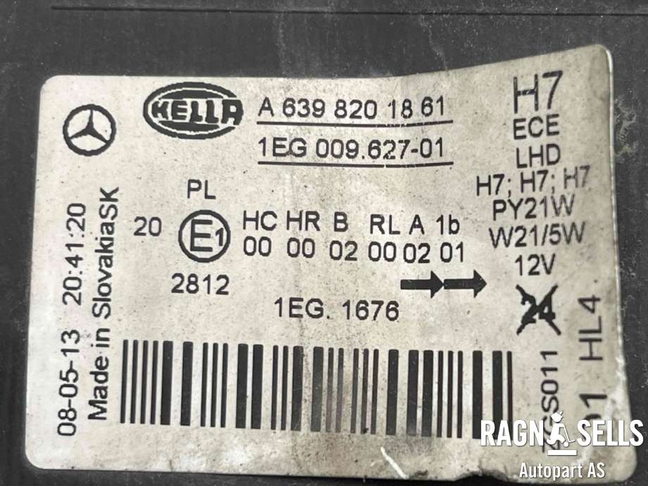 Frontlykt venstre halogen til Mercedes Vito/Viano 2010-2014 (Fase 2) (W639) (W639) (A 639 820 18 61|)