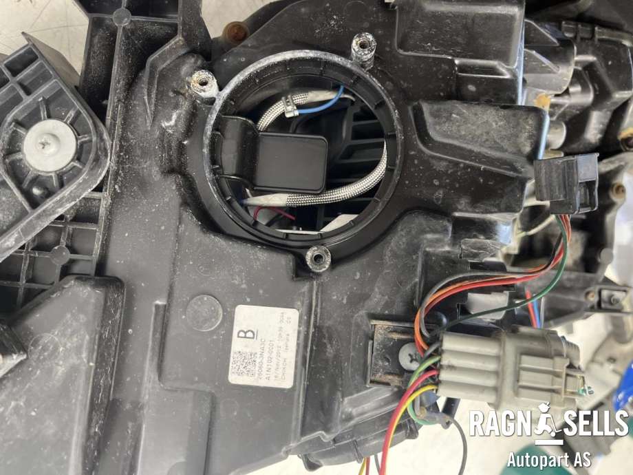 Frontlykt venstre full-LED til Nissan Leaf 2011-2017 (Type I)  (260603NA3C|)