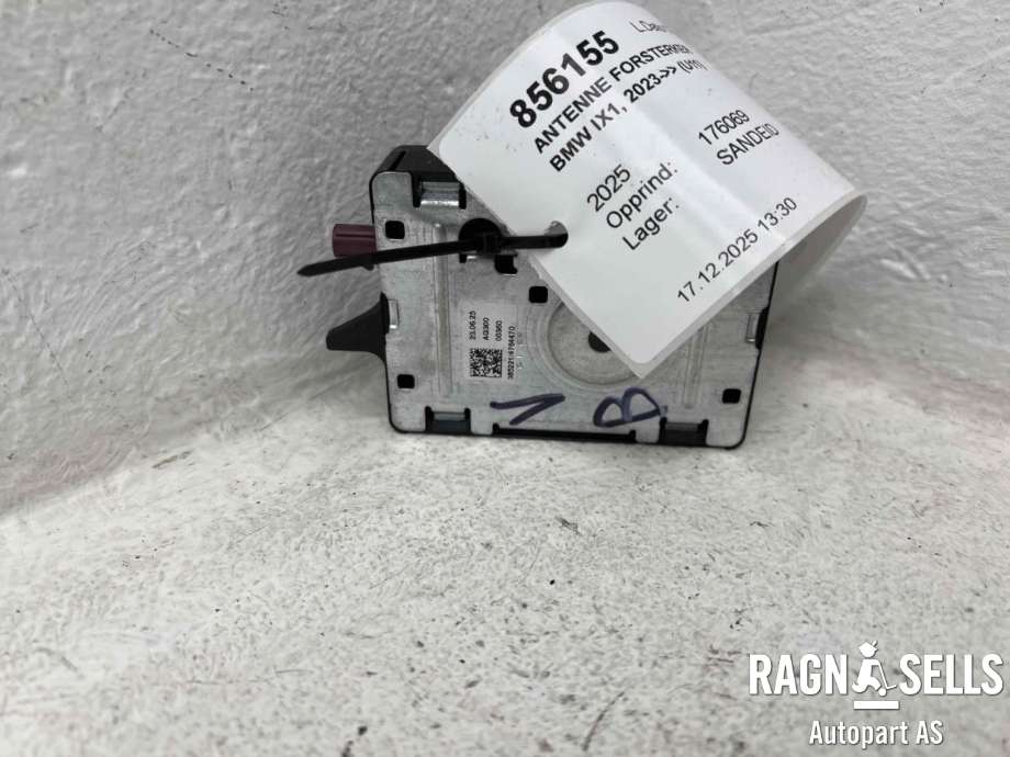 Antenne forsterker til BMW iX1 2023-->> (U11) (U11) (65 20 8 705 921|213599-10|)