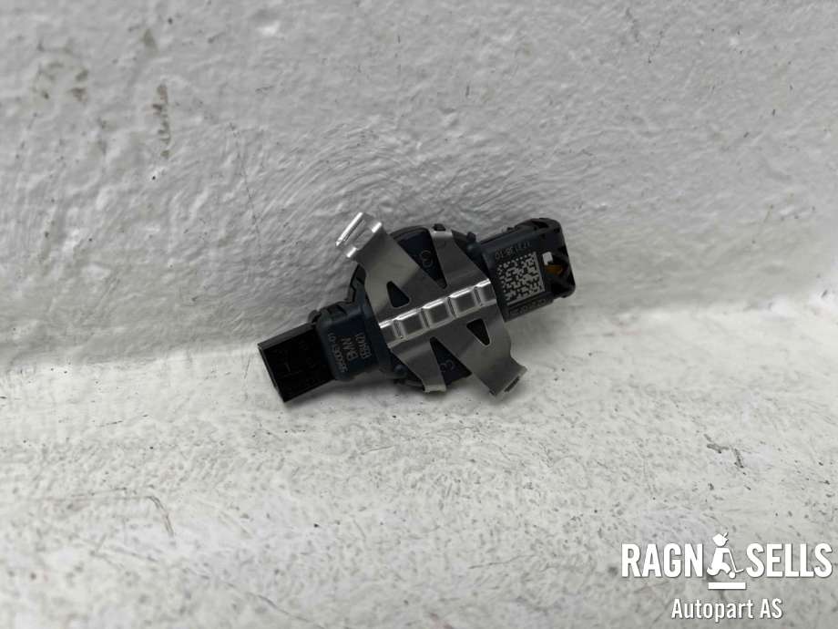Sensor regnsensor til BMW iX1 2023-->> (U11) (U11) (61 35 5 B50 DE1|)