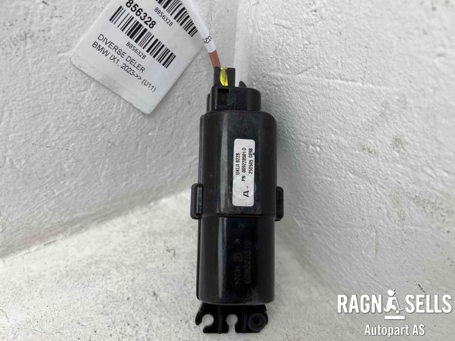 Diverse deler til BMW iX1 2023-->> (U11) (U11) (52 10 9 493 555|)