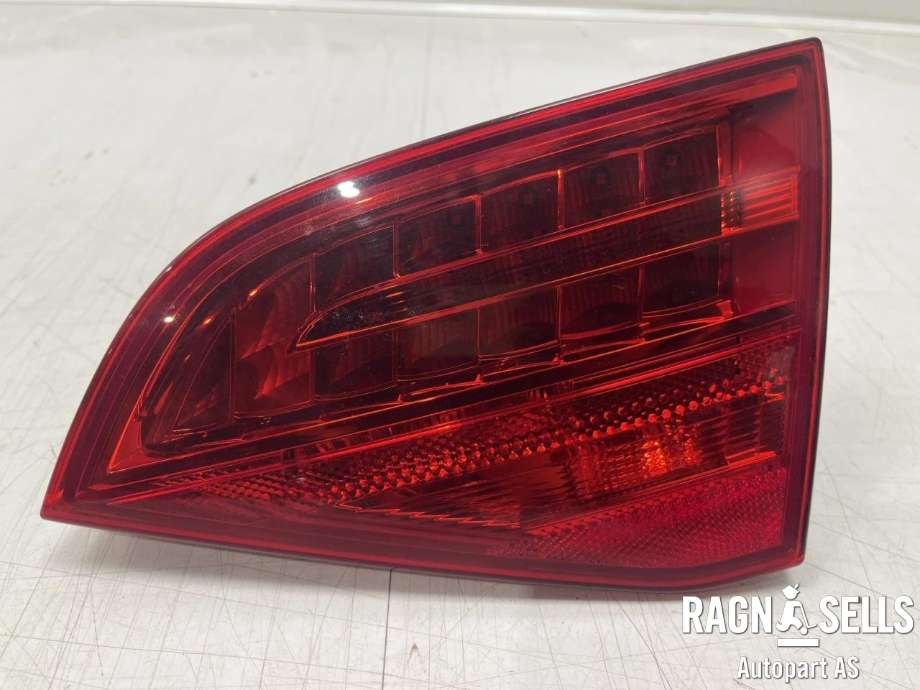 Baklykt høyre indre til Audi A4 2007-2014 (Type IV) (B8) (B8) (8K9 945 094 B|)
