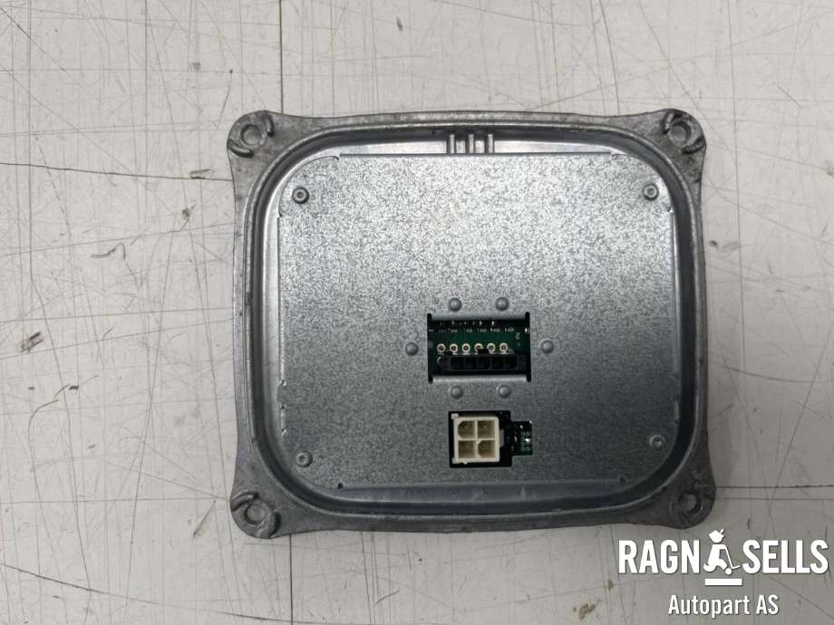 Styreenhet xenon/ballast til Audi A4 2007-2014 (Type IV) (B8) (B8) (8K0 907 472 A|1 307 329 218 01|)