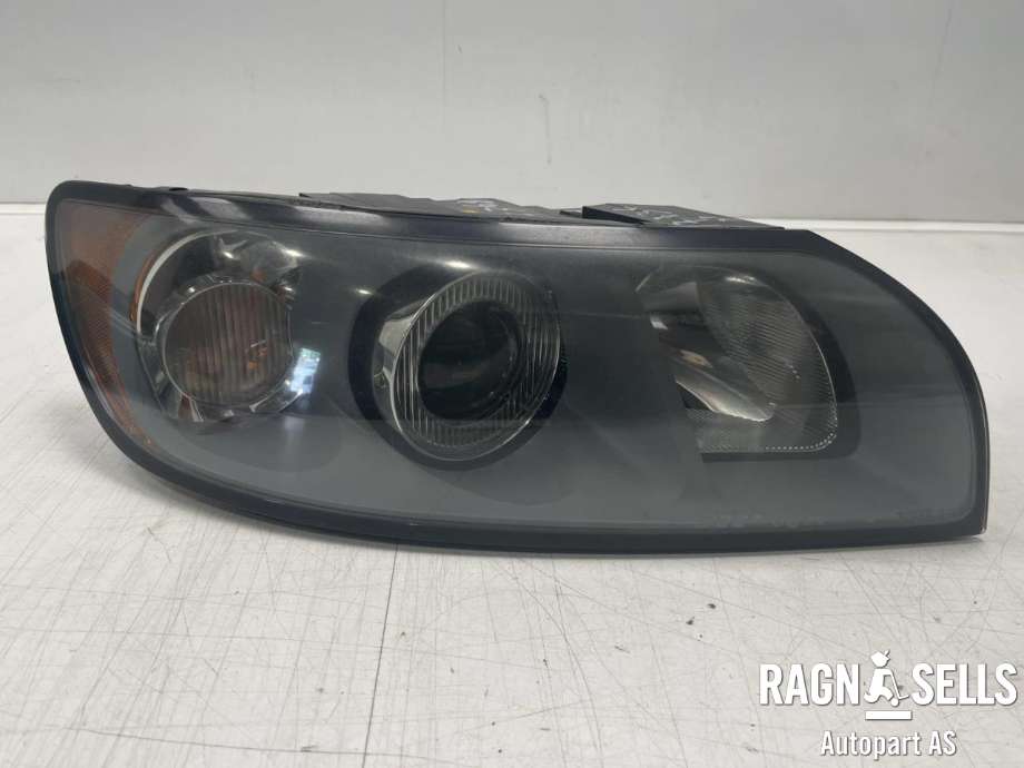 Frontlykt høyre halogen til Volvo V50 2004-2007 (Fase 1) (31335222|)
