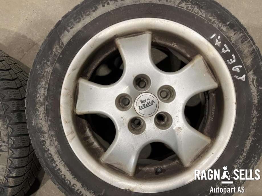 Felgsett aluminium til Volvo V50 2004-2007 (Fase 1)  (5X108/ET52.5/63.4|195/65R15|7JX15)