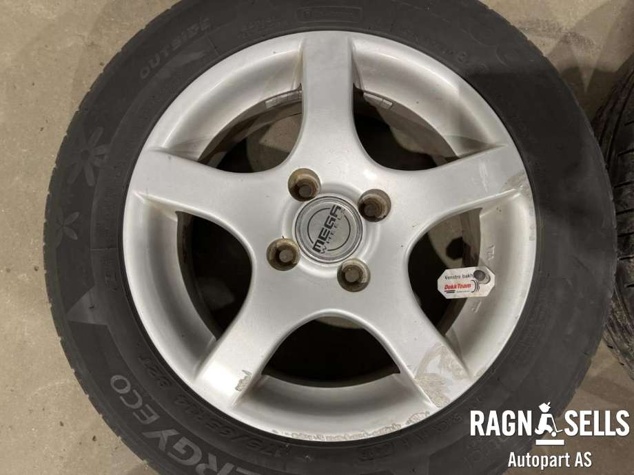 Felgsett aluminium til Toyota Corolla 2000-2002 (Fase 2) (4X100/ET45/54.1|)