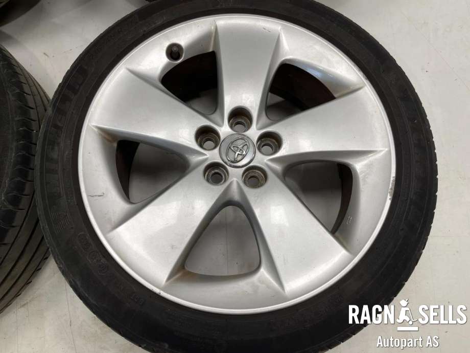 Felgsett aluminium til Toyota Prius 2009-2016 (Type III) (COMBI) (COMBI) (MICHELIN|5X100/ET50/54|1|215/45R17|7JX17)
