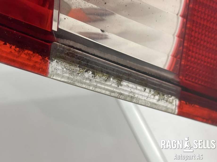 Baklykt venstre til Volvo V50 2004-2007 (Fase 1)  (30678749|)
