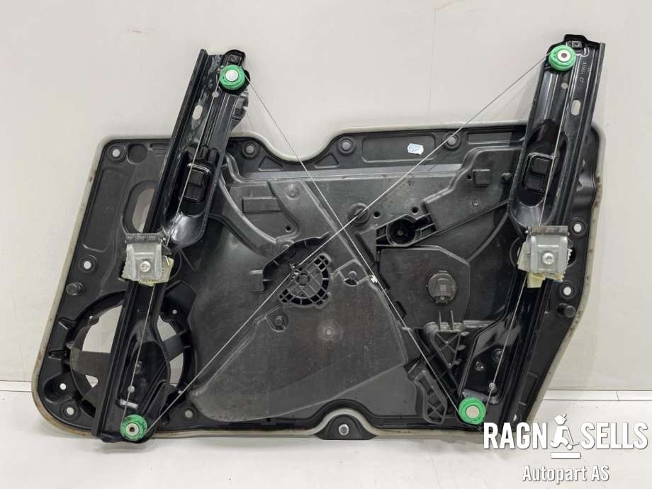 Ruteheis venstre foran til VW Golf VI 2008-2012 (5K0 837 461 B|5K0 959 701 E|)