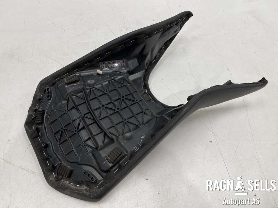 MC, Sal/sete, fremre til MC KTM 125 Duke 2017-2022  (N/A|)