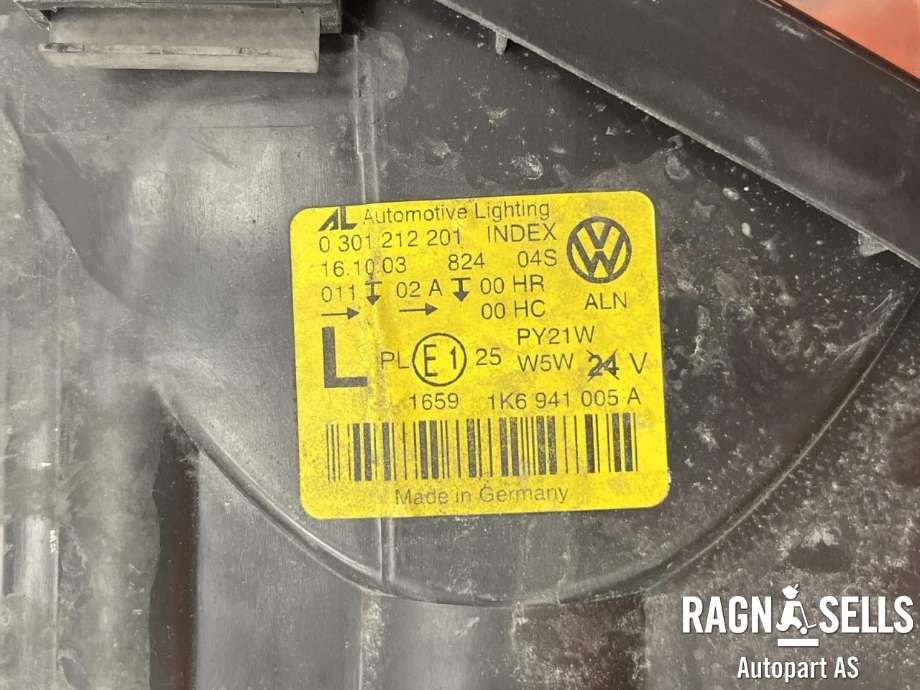 Frontlykt venstre halogen til VW Golf V, Combi 2003-2008 (1K6 941 005 C|1K6 941 029 C|)