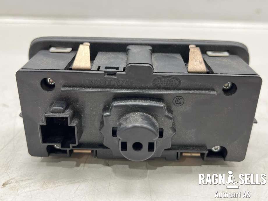 Bryter lys til Volvo V40 2012-2019  (31443831|)