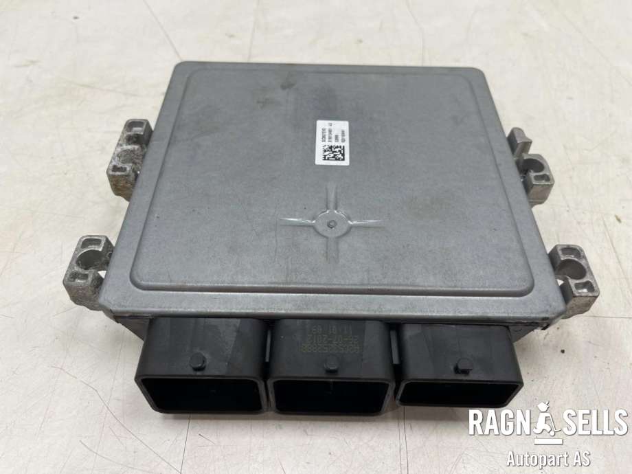 Styreenhet motor til Volvo V40 2012-2019 (36000608|)