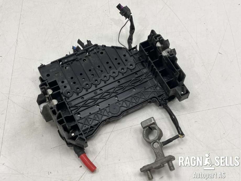 Sikringsboks til Volvo V40 2012-2019 (30659192|)