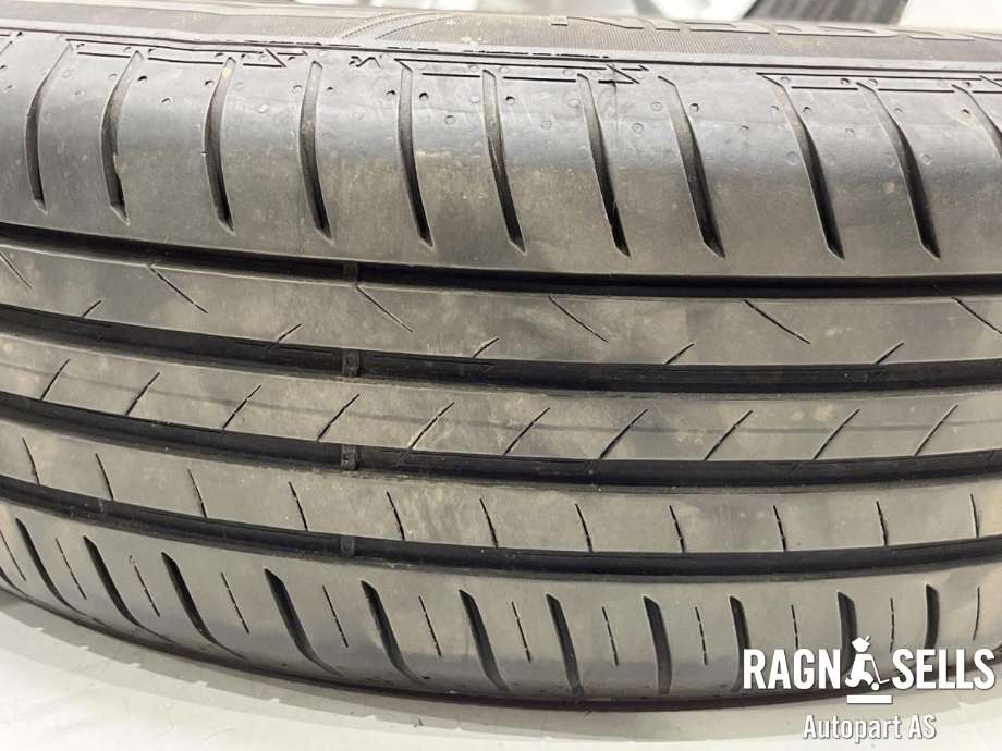 Hjulsett aluminium sommer til Volvo V50 2007-2012 (Fase 2)  (5*108/ET45/63,4|BARUM/VREDESTEIN|15*6|5JJ|)