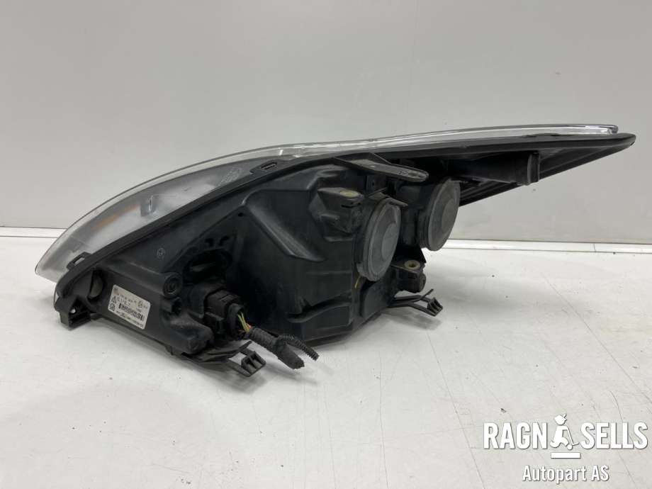 Frontlykt høyre xenon til Ford Focus 2008-2010 (Type II, Fase 2) (1744967|8M51130005-CD|)