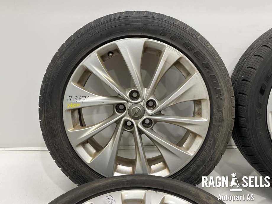 Hjulsett aluminium vinter til Opel Astra J 2010-2015  (TRACMAX|215/50R17 95V|5*105/ET44/56|6|17X7|5J)