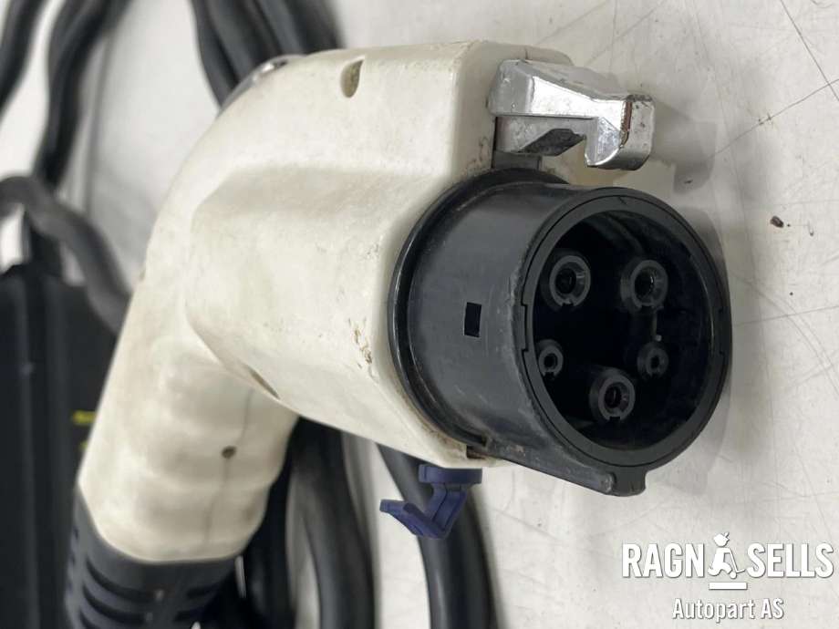 Batterilader kabel til Peugeot iOn 2011-2020 (9499B047|)