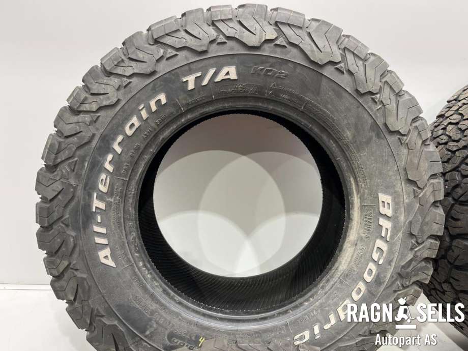 Dekk vinter piggfri til Nissan Navara 2005-2010 (Fase 1) (D40) (D40) (BF GOODRICH|265/70R16|)