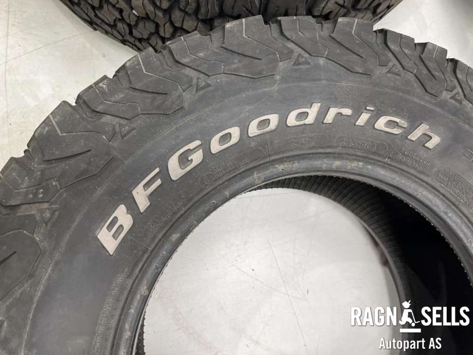 Dekk vinter piggfri til Nissan Navara 2005-2010 (Fase 1) (D40) (D40) (BF GOODRICH|265/70R16|)