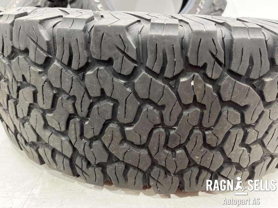 Dekk vinter piggfri til Nissan Navara 2005-2010 (Fase 1) (D40) (D40) (BF GOODRICH|265/70R16|)