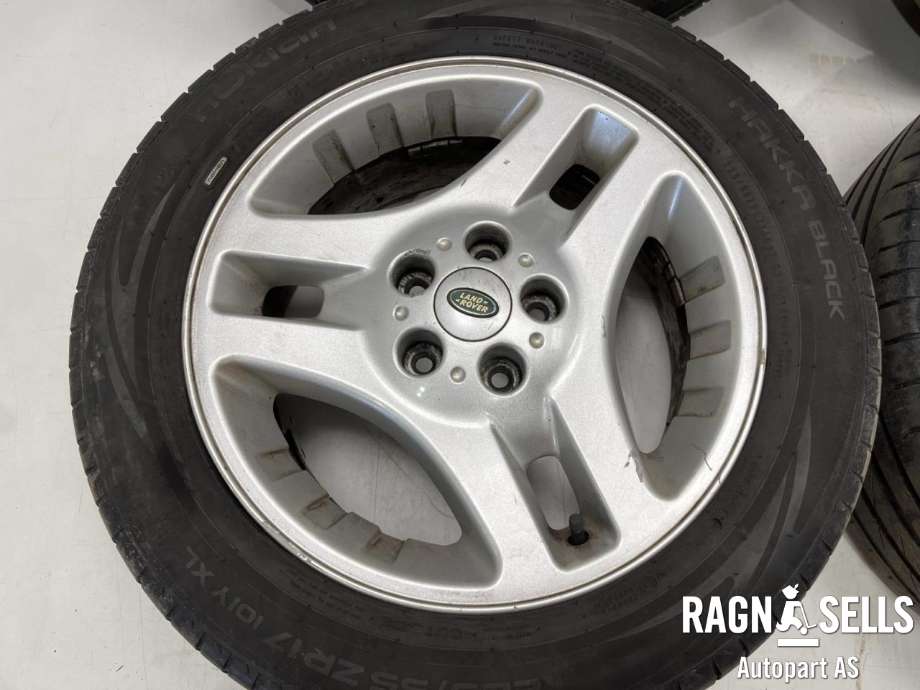 Felgsett aluminium til Land Rover Freelander 1998-2006 (Type I)  (5X114|3/ET46/64|1|7J*17CH|)