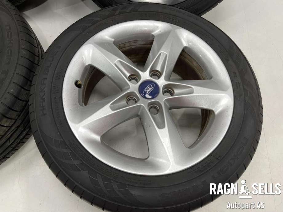 Hjulsett aluminium sommer til Ford Focus 2011-2014 (Type III, Fase 1)  (NOKIAN|8M5JEA|5*108/ET50|7*16H2)
