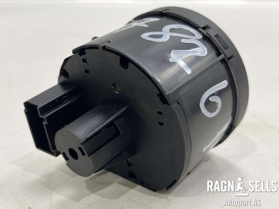Bryter lys til VW Golf VI 2008-2012 (1K0 941 431 AH|)
