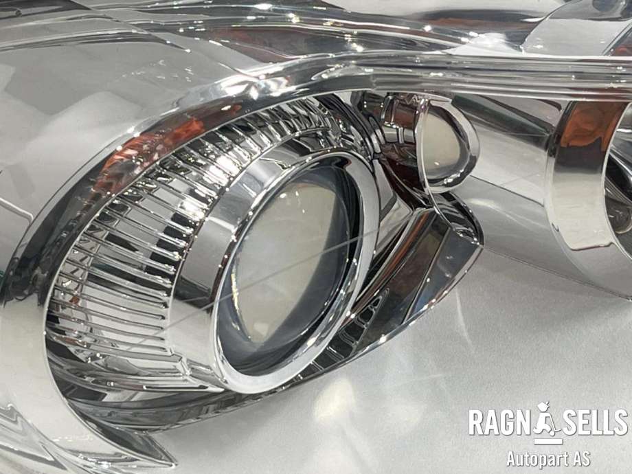 Frontlykt høyre halogen til Ford Fiesta 2008-2012 (Type VI, Fase 1)  (1740029|8A61-13W029-CH|)