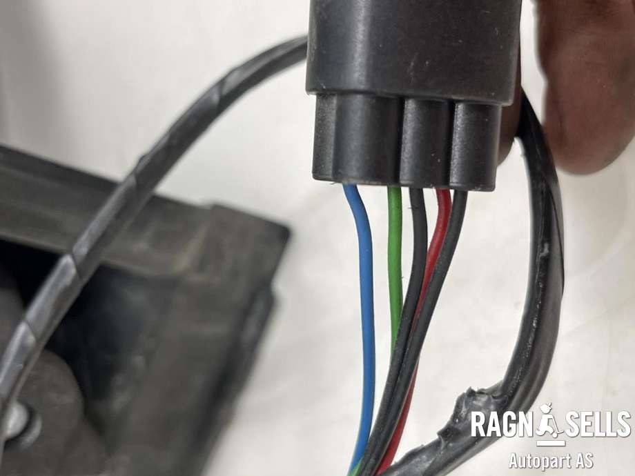 Speil høyre til Ford Transit Connect 2003-2009 (Type I, Fase 1)  (5211697|2T14-17682-FC|)