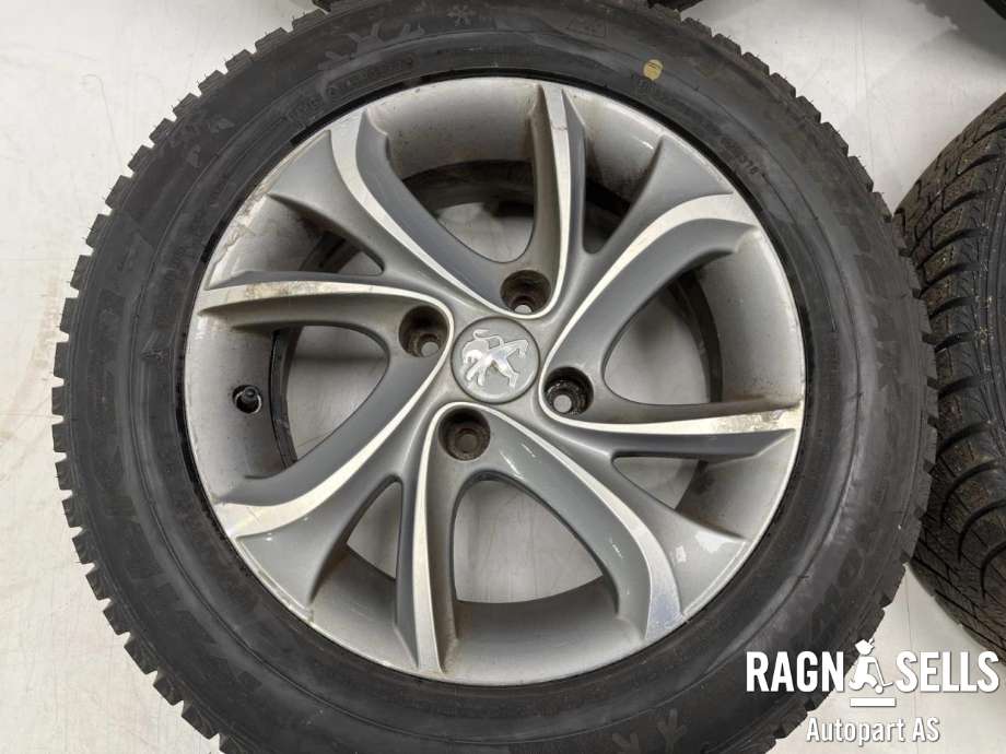 Hjulsett aluminium vinter til Peugeot 208 2012-2019 (Type I) (FALKEN|4X108/65|1|185/65R15|)
