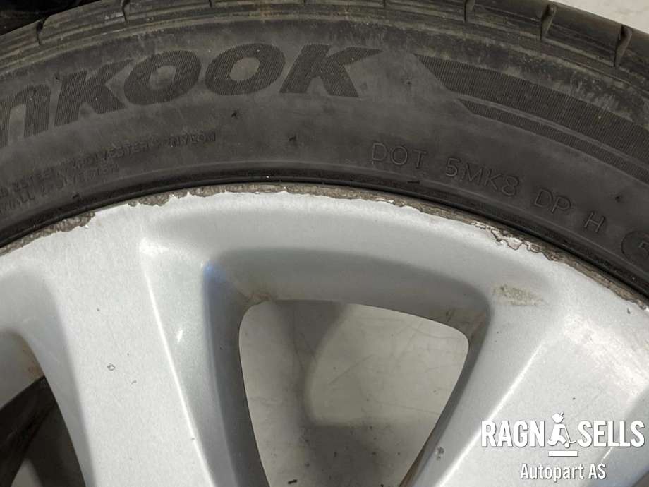 Felgsett aluminium til Toyota Avensis 2003-2008 (Type II)  (215/50R17|5*100/ET45/54.1|17*7JJ)