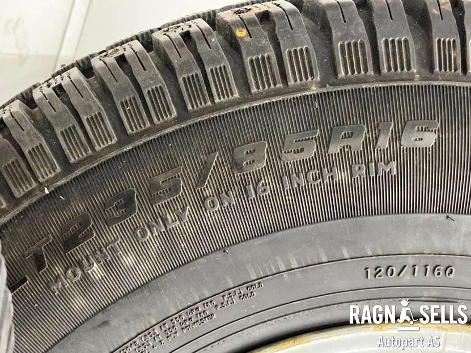 Hjulsett stål vinter til Land Rover Defender 2007-2016  (COOPER|235/85R16|5X165.1/ ET33/ 114|3|16*7J)