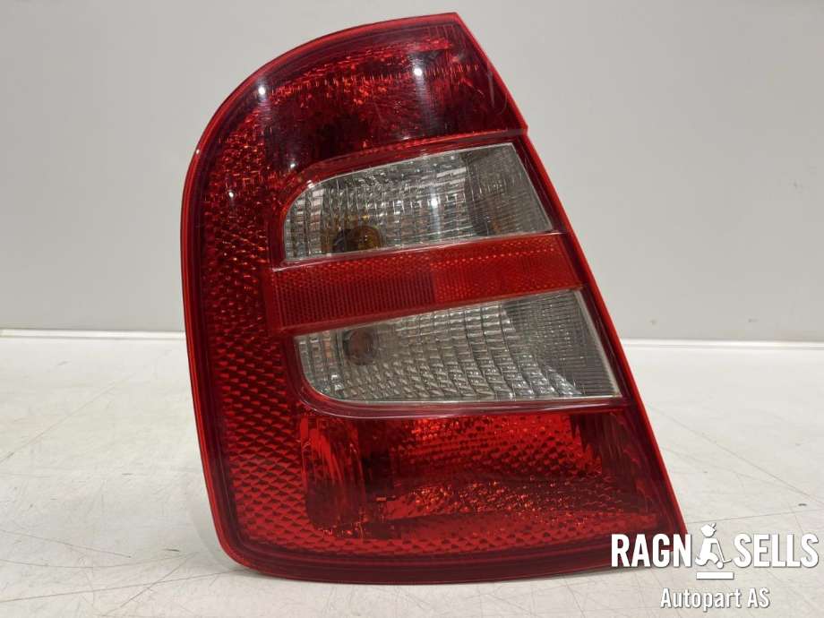 Baklykt venstre til Škoda Fabia, 2000-2007 (Type I)  (6Y6 945 111 B)