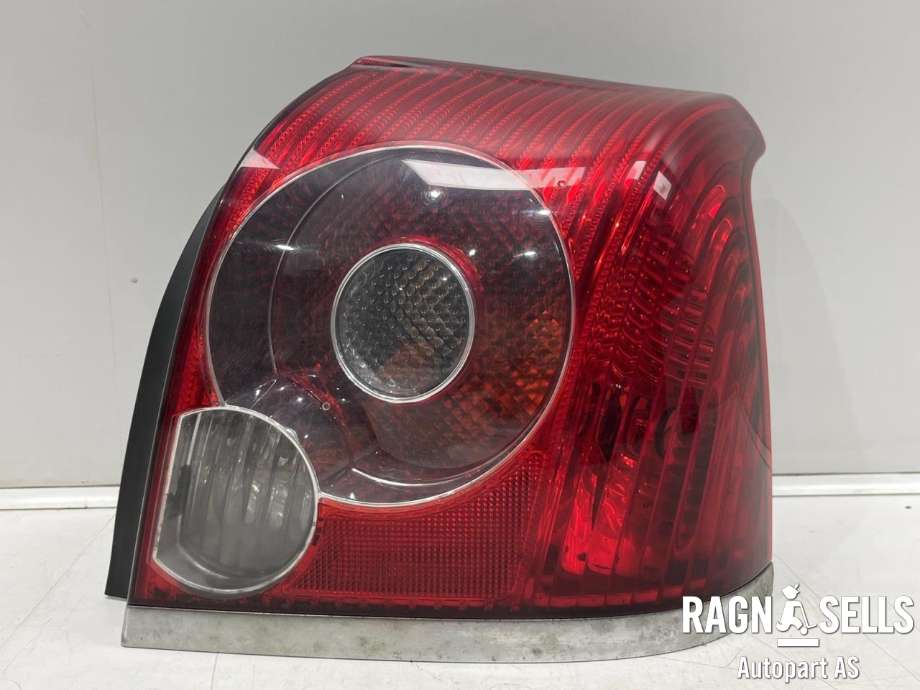 Baklykt høyre til Toyota Avensis, 2003-2008 (Type II)  (8155105190)