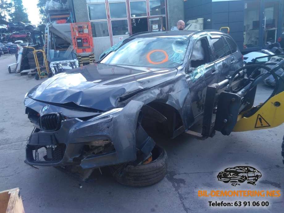 BMW 3-Serie 2012-2018 (F30/F31/F34) (F30/F31/F34), Motorkode: N47D20C, Girkassekode: GA8HP45Z/24007642245