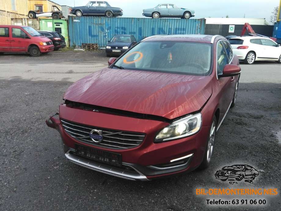 Volvo V60 2010-2013 (Type I, Fase 1) , Motorkode: D5204T3, Girkassekode: 
