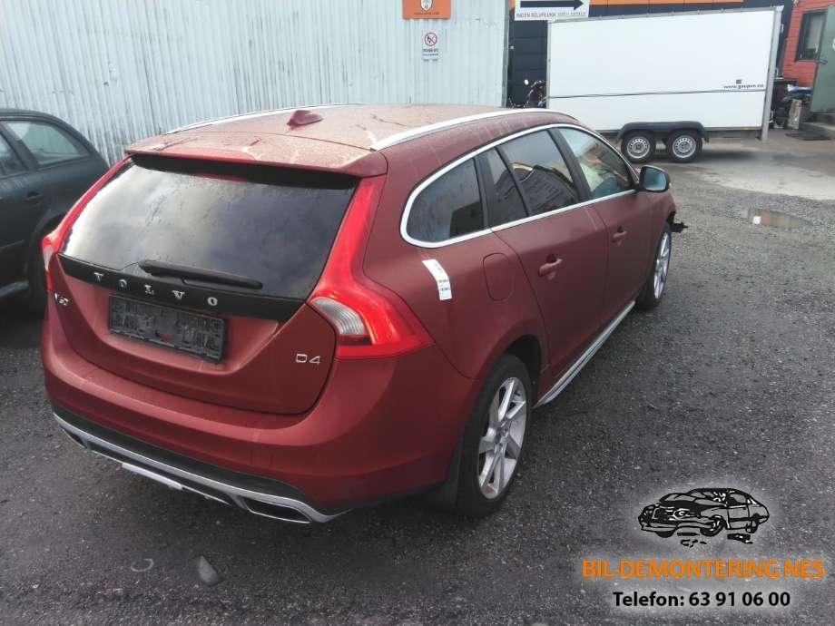 Volvo V60 2010-2013 (Type I, Fase 1) , Motorkode: D5204T3, Girkassekode: 